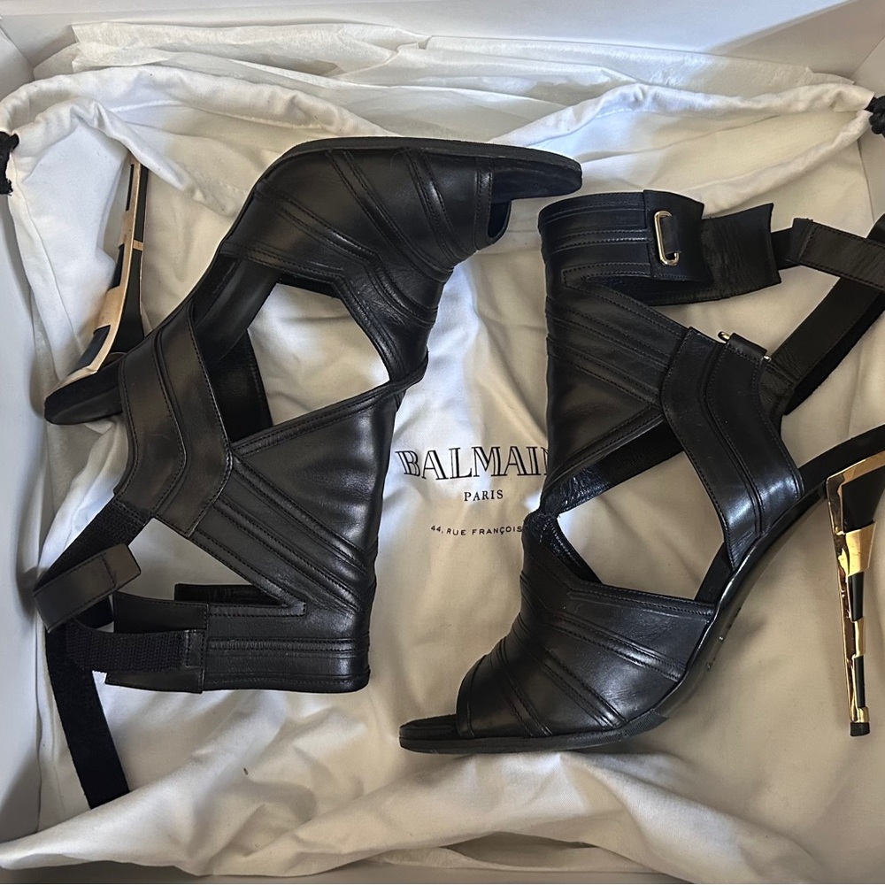 Balmain Black Heels Elegant Design